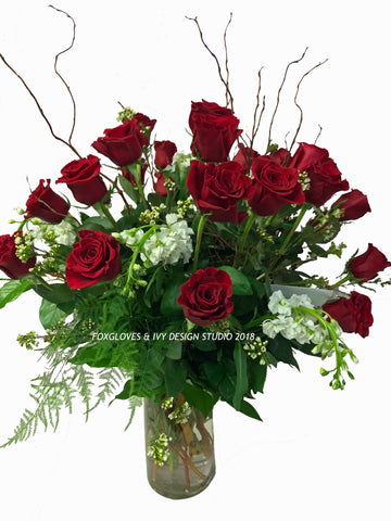 24 roses arranged TRADITIONAL